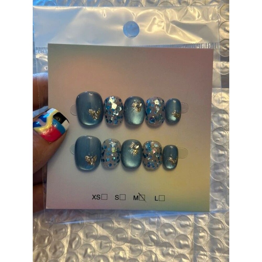 Blue Cat Eye Silver Glitter Round Nubbie Press On Nails Size Medium